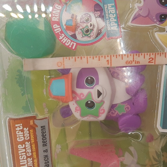 Animal Jam Best Dressed Twinkle Panda with Light-up Ring Collectible BOX DAMAGE - Picture 5 of 13
